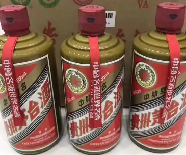 怎样快速辨别不同香型的白酒？